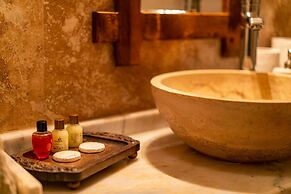 Cappadocia inans Cave & Swimming Pool Hot