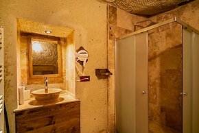 Cappadocia inans Cave & Swimming Pool Hot