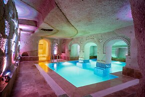 Cappadocia inans Cave & Swimming Pool Hot