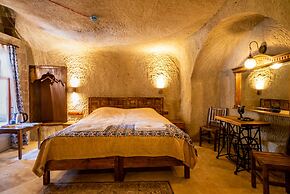 Cappadocia inans Cave & Swimming Pool Hot