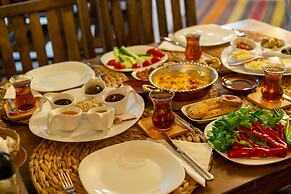 Cappadocia inans Cave & Swimming Pool Hot