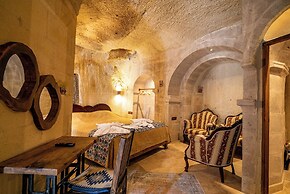 Cappadocia inans Cave & Swimming Pool Hot