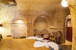 Cappadocia inans Cave & Swimming Pool Hot