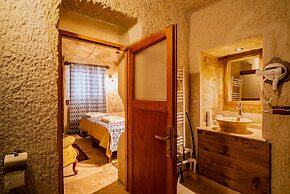 Cappadocia inans Cave & Swimming Pool Hot