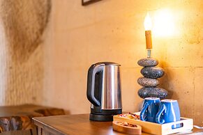 Cappadocia inans Cave & Swimming Pool Hot