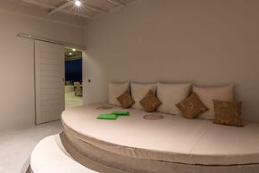 Villa Puri Soka - Apartment 1 Upstair