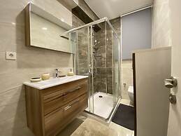 Centrally Located Marvellous Flat in Sisli