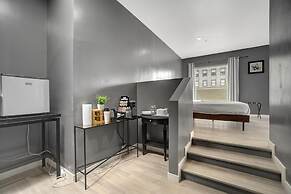 Intimate En Suite Studio