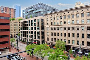 Intimate En Suite Studio