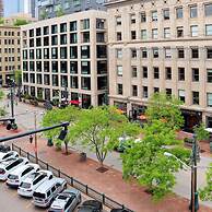 Intimate En Suite Studio