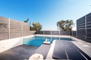 Serene seafront villas