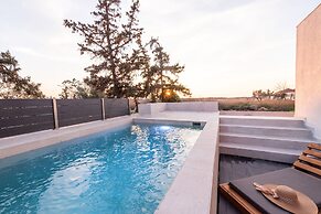 Serene seafront villas