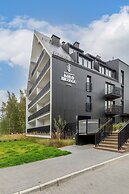 Studio Koło Brzegu by Renters