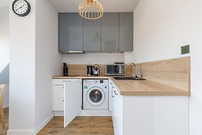 Studio Koło Brzegu by Renters