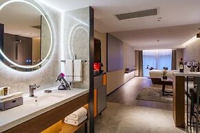 UrCove by HYATT Shenzhen Futian CBD