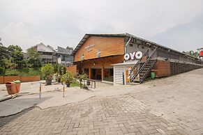 OYO 3283 Bwalk Hotel