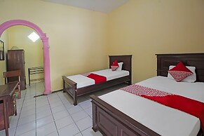 OYO 1984 Hotel Istana Family Syariah