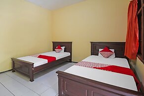 OYO 1984 Hotel Istana Family Syariah