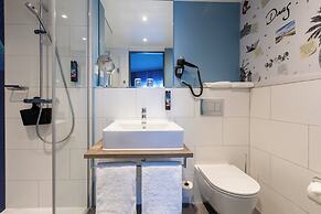 Holiday Inn - the niu, Wave Karlsruhe Oststadt By IHG