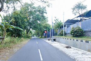 Capital O 887 Green Hill Hotel And Convention Center