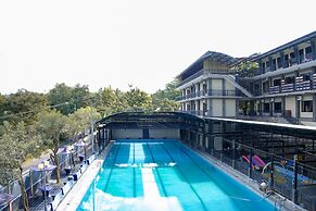 Capital O 887 Green Hill Hotel And Convention Center