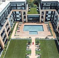 GOLDEN BREEZE SUITES