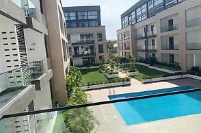 GOLDEN BREEZE SUITES