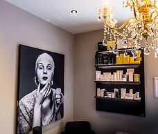 NoTwenty9 Bar and Restaurant