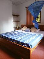 Charming 2-bed Apartment in Weligama