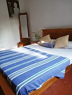 Charming 2-bed Apartment in Weligama