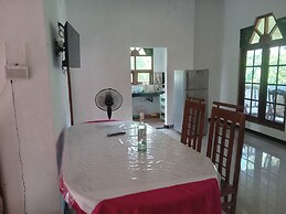 Charming 2-bed Apartment in Weligama