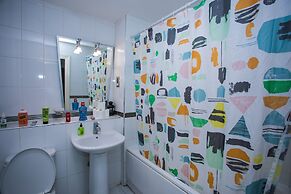 Remarkable 2-bed Apartment With Sea View