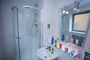 Remarkable 2-bed Apartment With Sea View