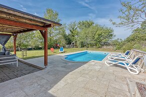 Villa Simac With Pool and Whirlpool