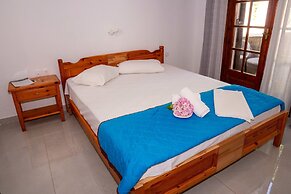 Paradeisos Double Room 3