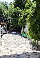 Paradeisos Double Room With Sea View 4