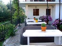 Paradeisos Double Room With Sea View 4