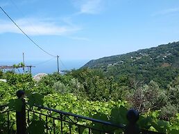 Paradeisos Double Room With Sea View 4