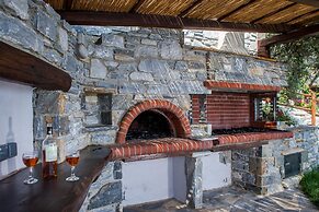 Barbarella Deluxe Maisonette