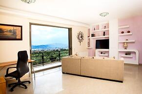 City View Apartment in Volos