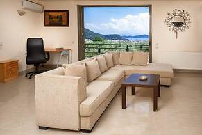 City View Apartment in Volos