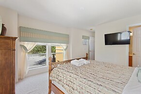 Indian Summer At Watersong Resort 5 Bedroom Villa