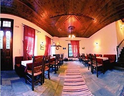 Heliodora Comfort Triple Room 2