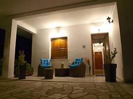 Paradeisos Double Room With Balcony 2