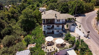 Paradeisos Double Room With Balcony 2