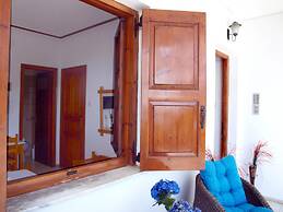 Paradeisos Double Room With Balcony 2