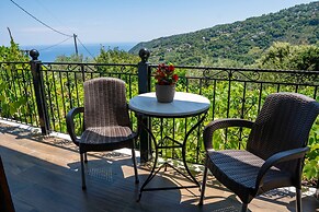 Paradeisos Double Room With Balcony 2