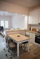 Betty s 4 Seasons in Agria