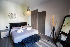 Downtown Boutique Flat