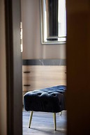 Downtown Boutique Flat